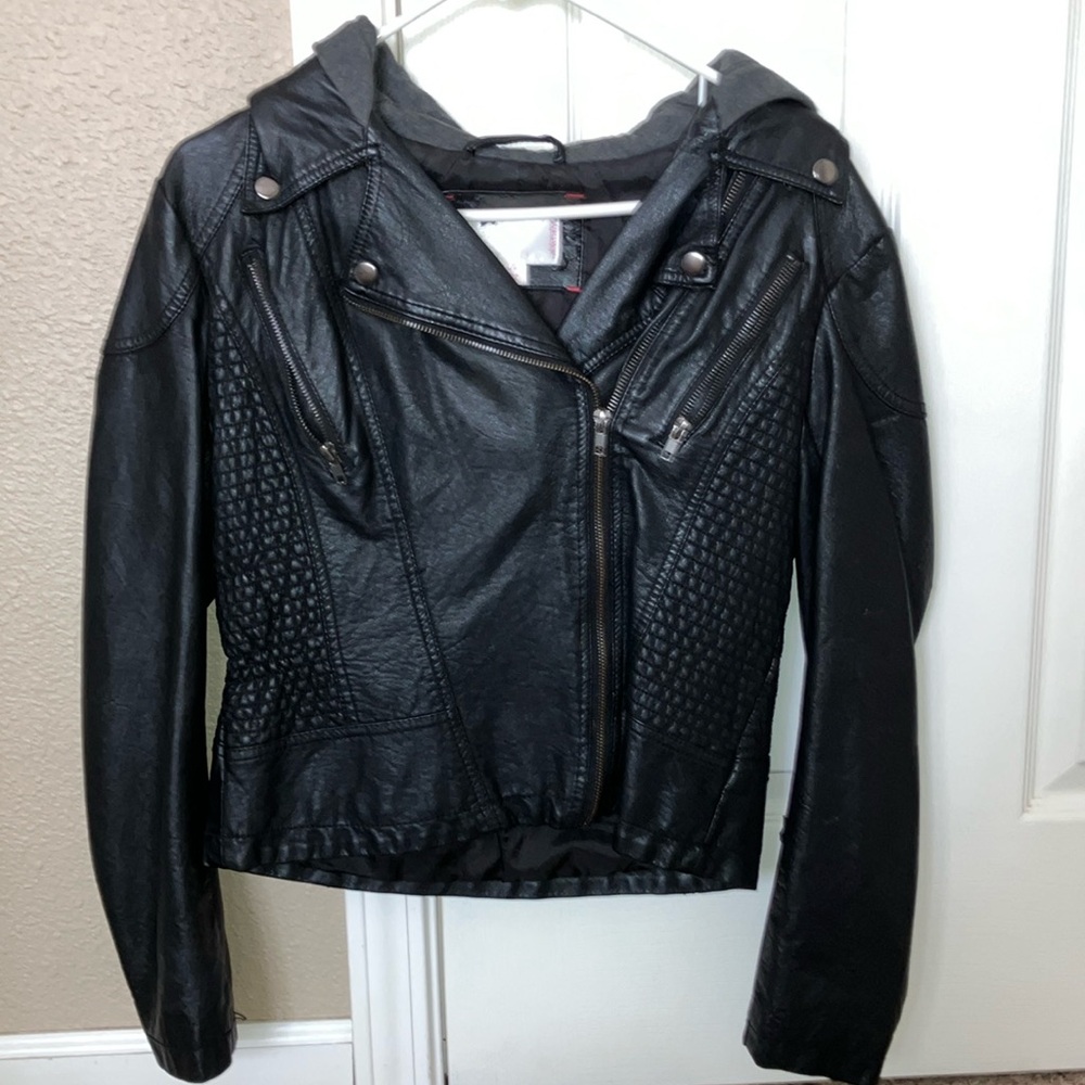 Women’s leather jacket with hood
